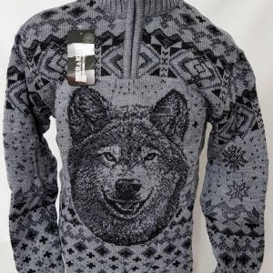 Pulover model cap lup