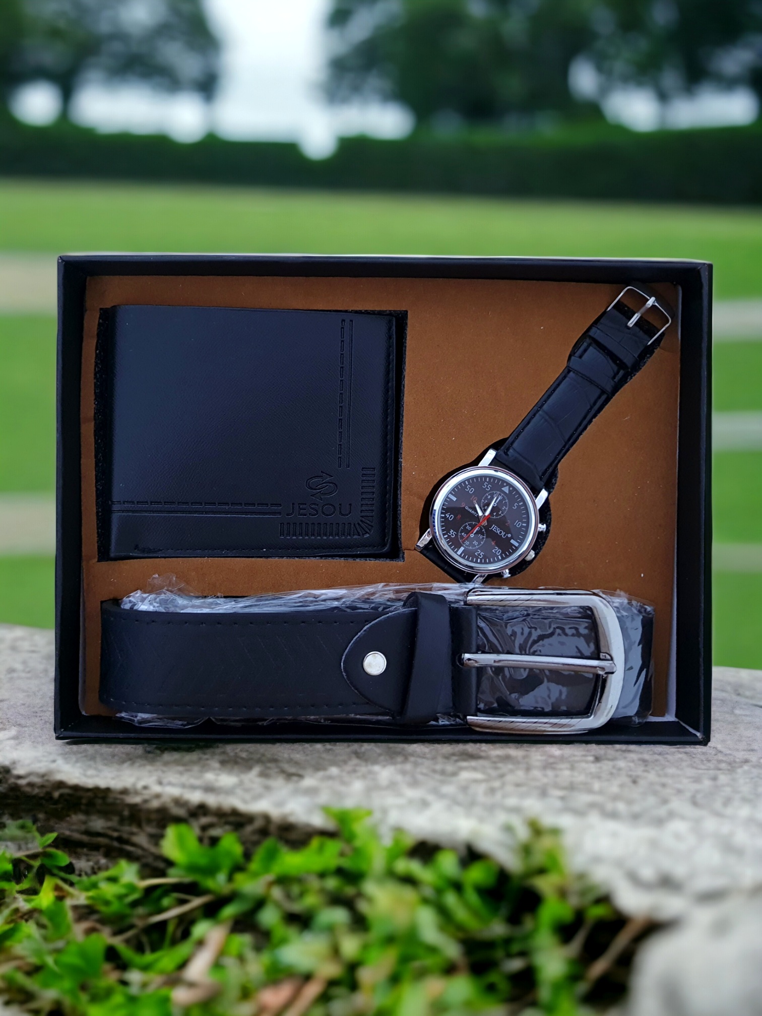 Set cadou 3 piese model negru Set cadou 3 piese model negru