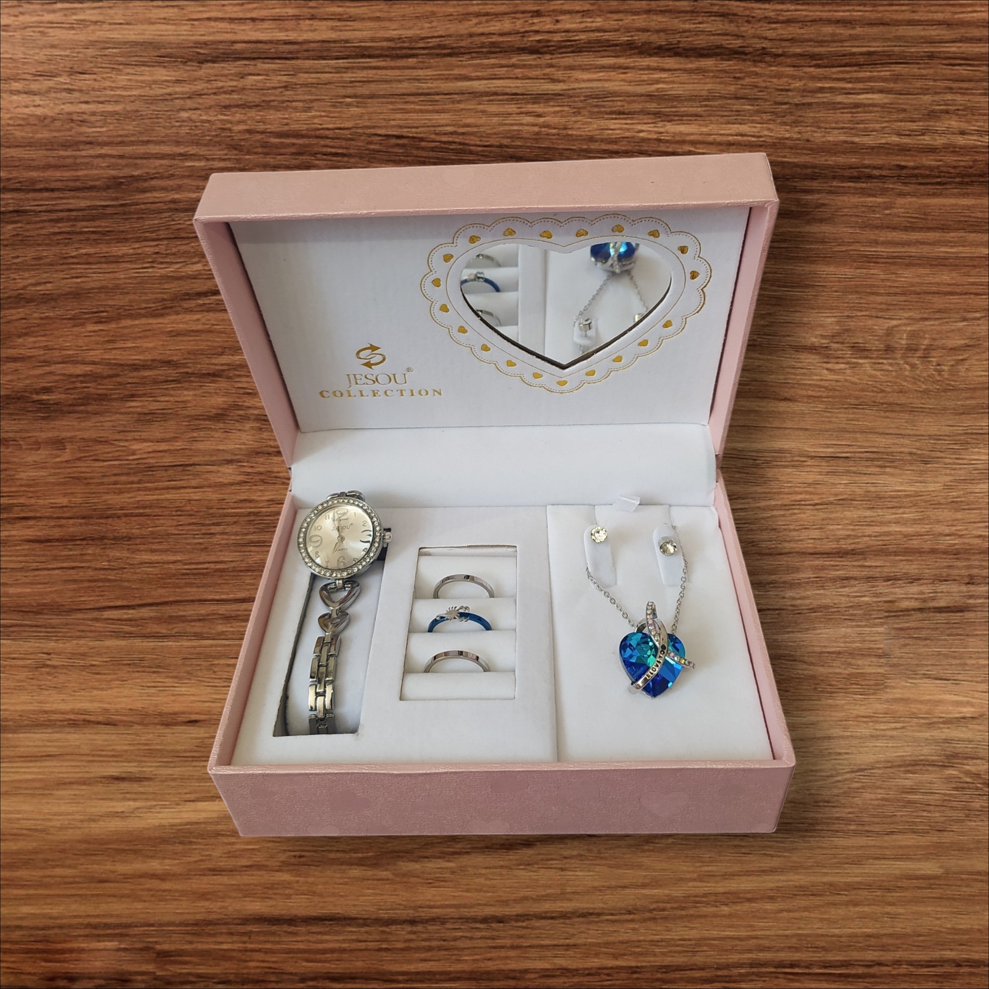 Set bijuterii pentru damă 5 piese Set bijuterii pentru damă 5 piese