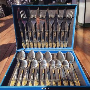 Set tacam 24 piese cu model floral